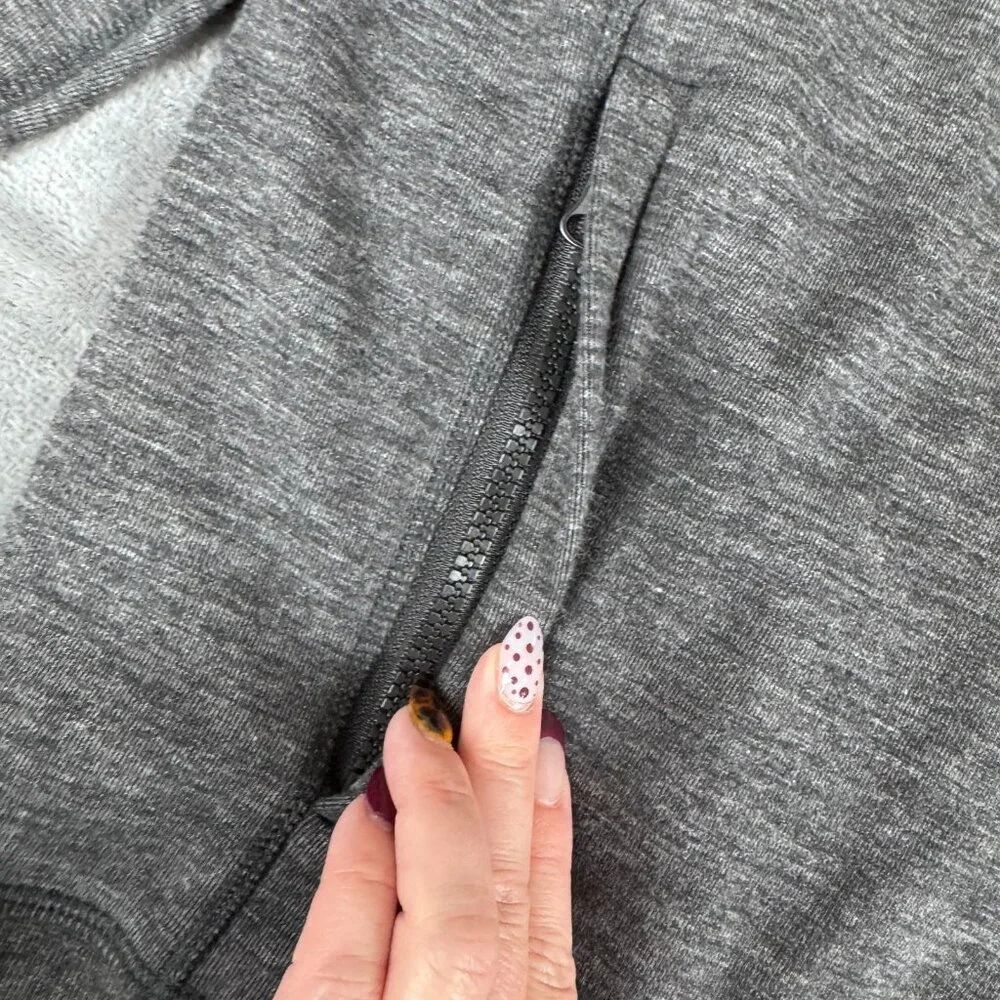 American Eagle Outfitters AE Active Flex Gray Charcoal Hoodie Sweatshirt XL